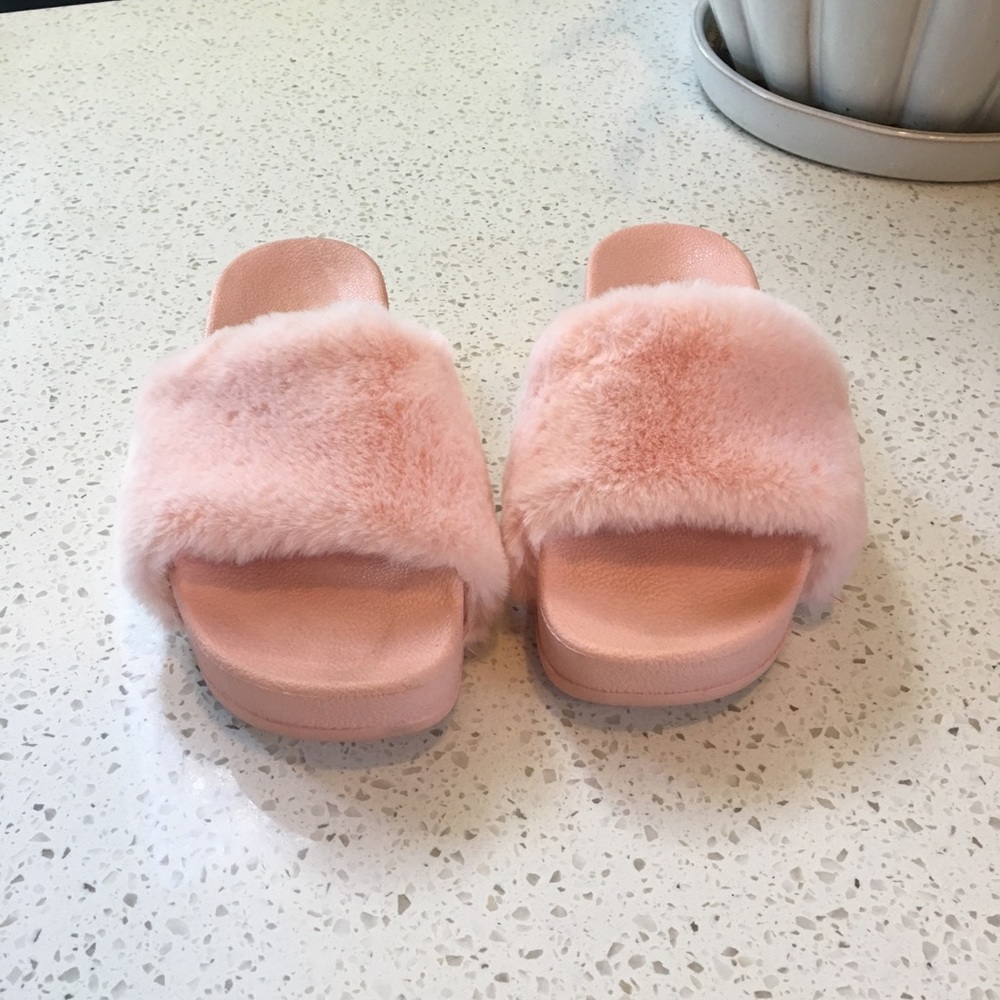 Platform furry slides